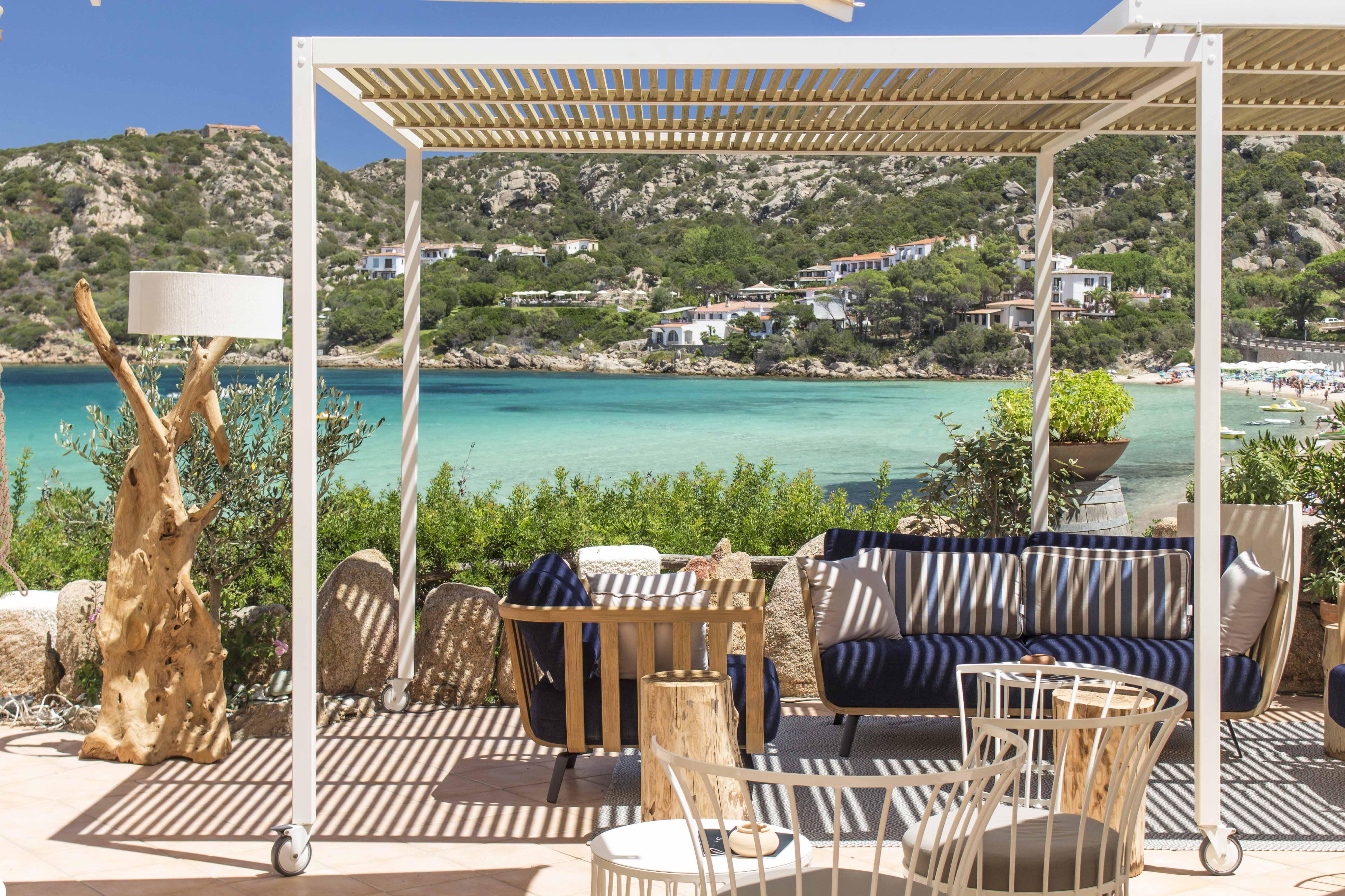 Club Hotel Baja Sardinia Bagian luar foto