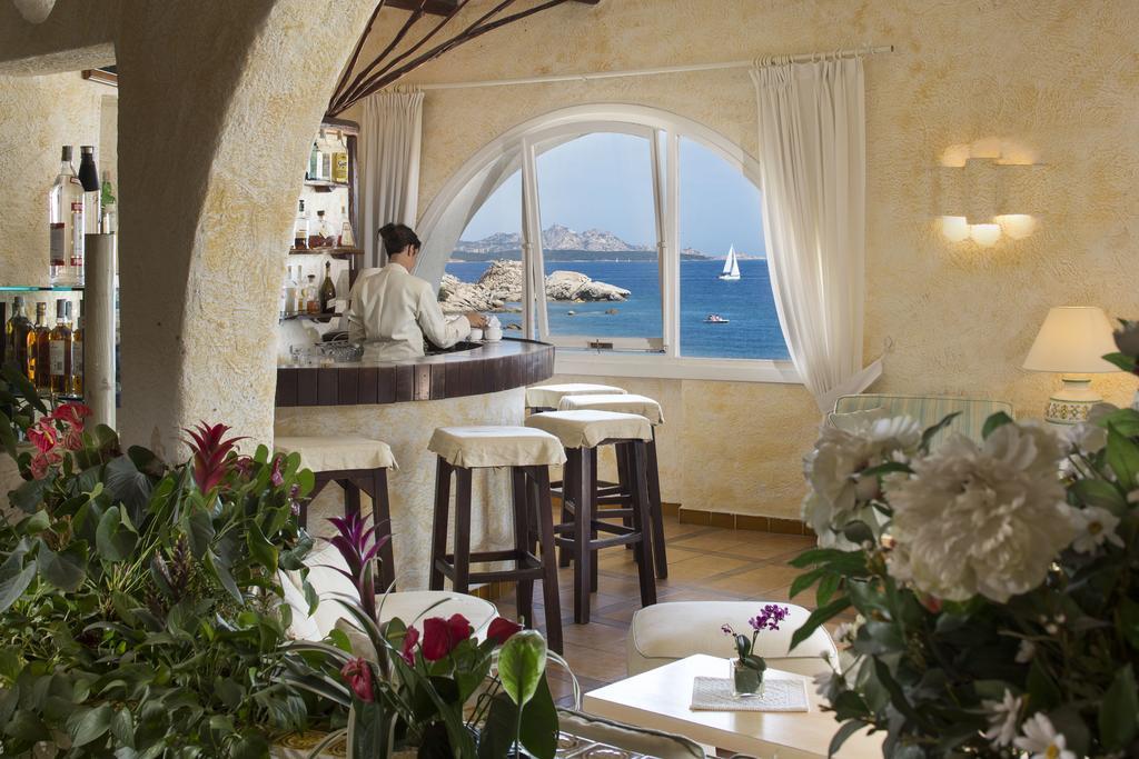 Club Hotel Baja Sardinia Bagian luar foto