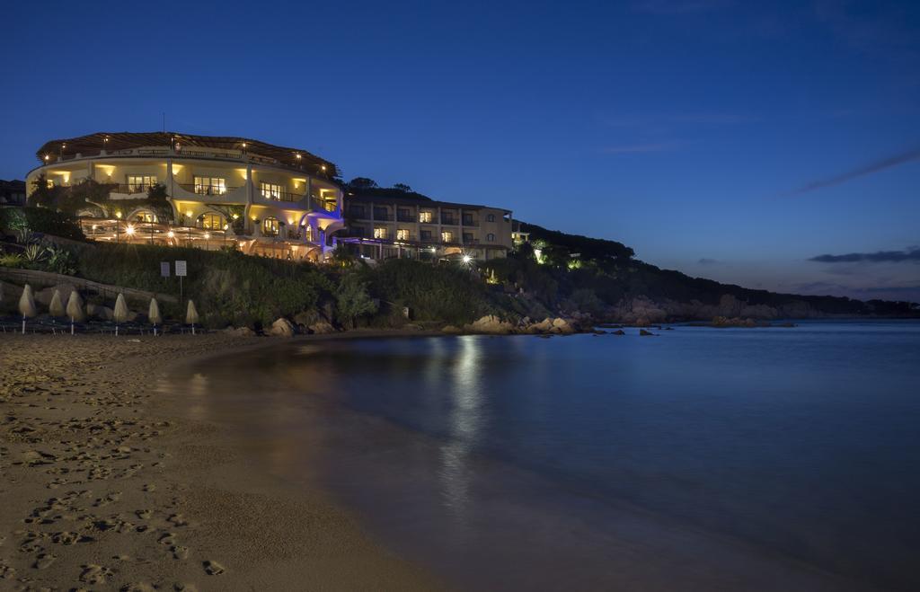 Club Hotel Baja Sardinia Bagian luar foto