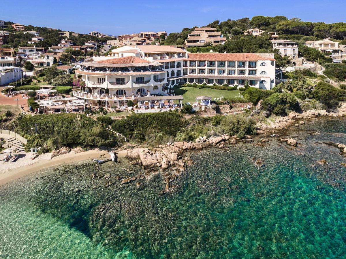 Club Hotel Baja Sardinia Bagian luar foto